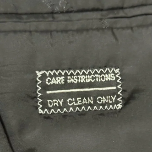 NEW VALENTINO Italy Black 2 Button 100% wool dinner tuxedo jacket Size 42 $4850 - Picture 11 of 12